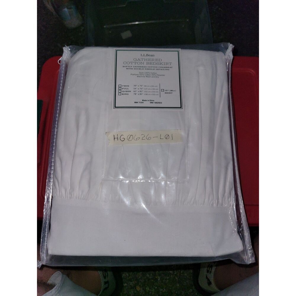 L.L. Bean Vintage White Gathered Cotton Bedskirt
